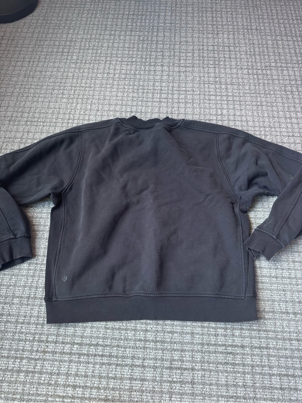 Lululemon Black Crewneck Sweatshirt - Picture 4 of 6